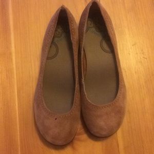 Merrell flats oak suede